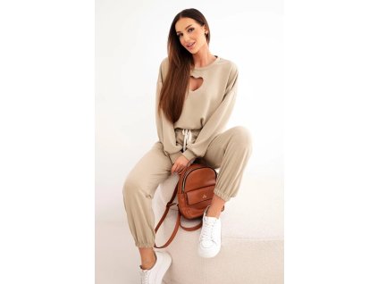 eng pl Womens set butter with a heart shaped cutout camel 38188 3