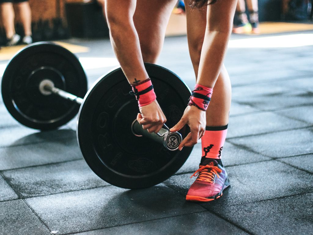 Kontrastní trénink: jak spojit plyometrii a sílu pro maximální výkon