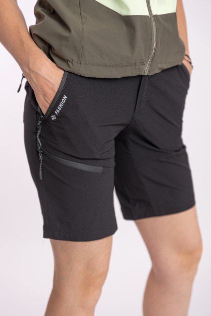 damske outdoorove kratasy SEWA cerna