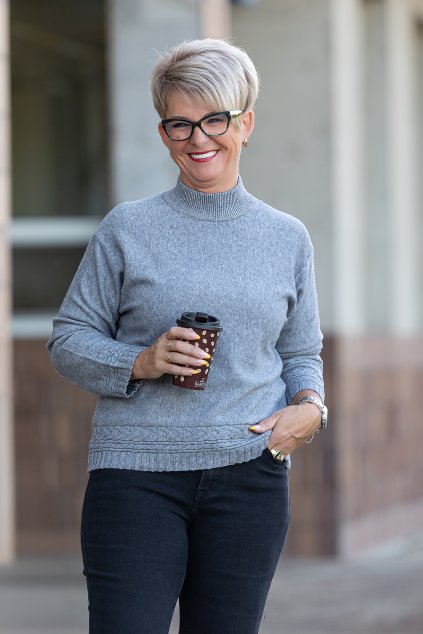 damsky elegantni svetr BEA seda