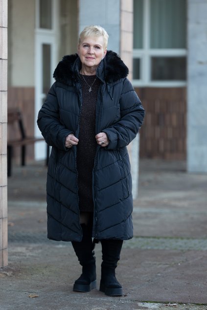 damsky prosivany kabat s koziskem tyson maxi cerna