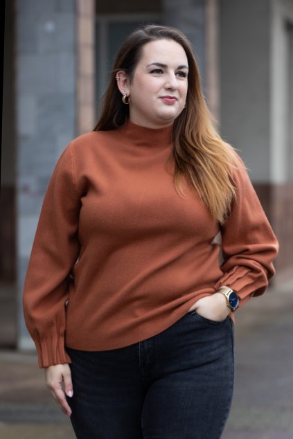 Svetr se stojákem LOVIE