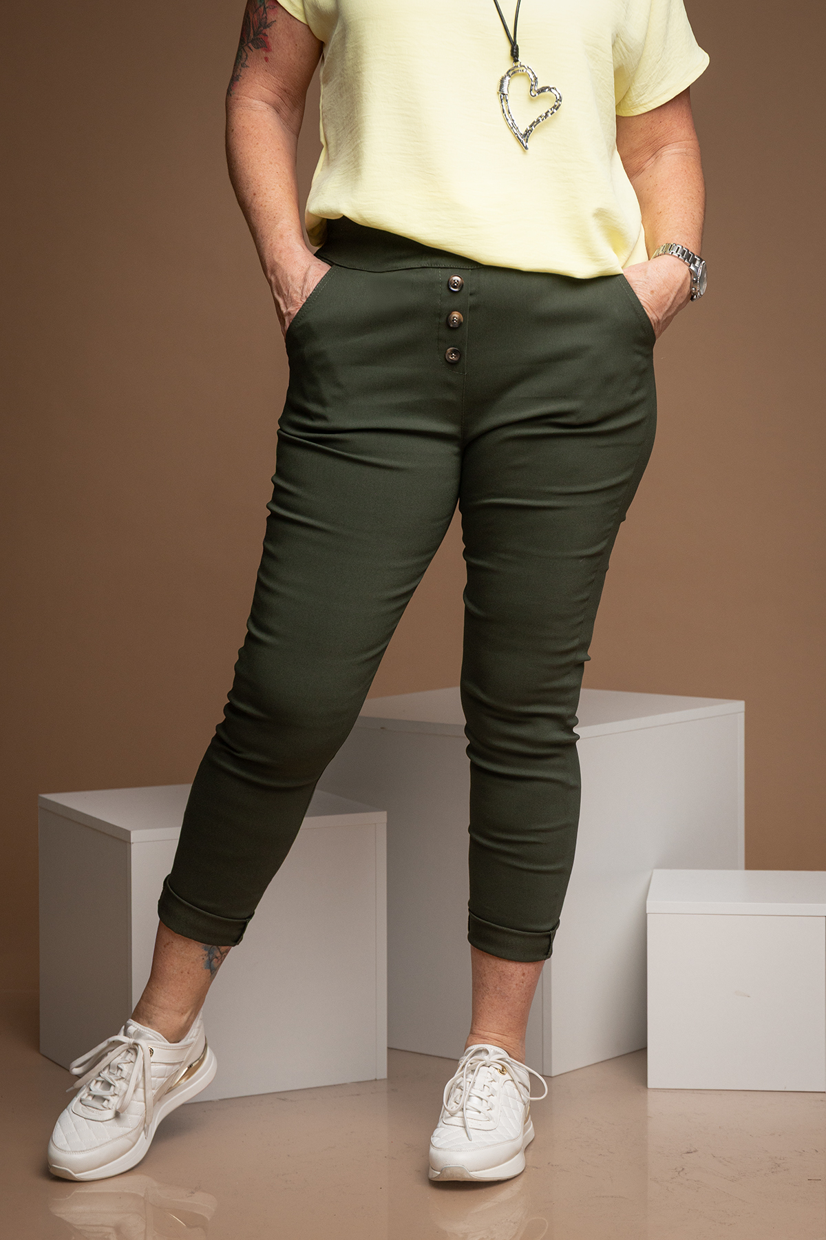 Italy fashion Pružné kalhoty ATOMKY Barva: Khaki