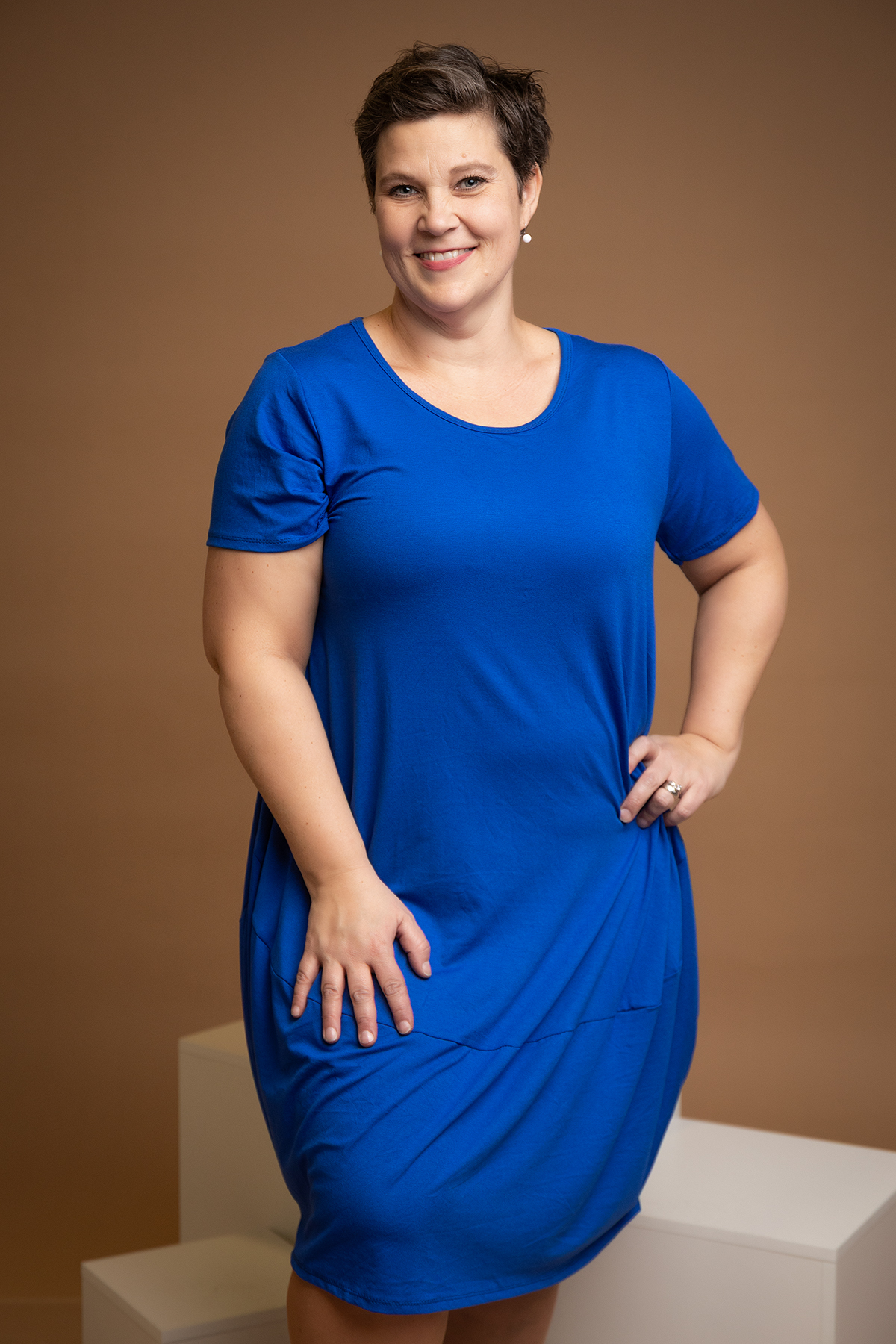 Levně Italy fashion Šaty CALIOPE Barva: královsky modrá