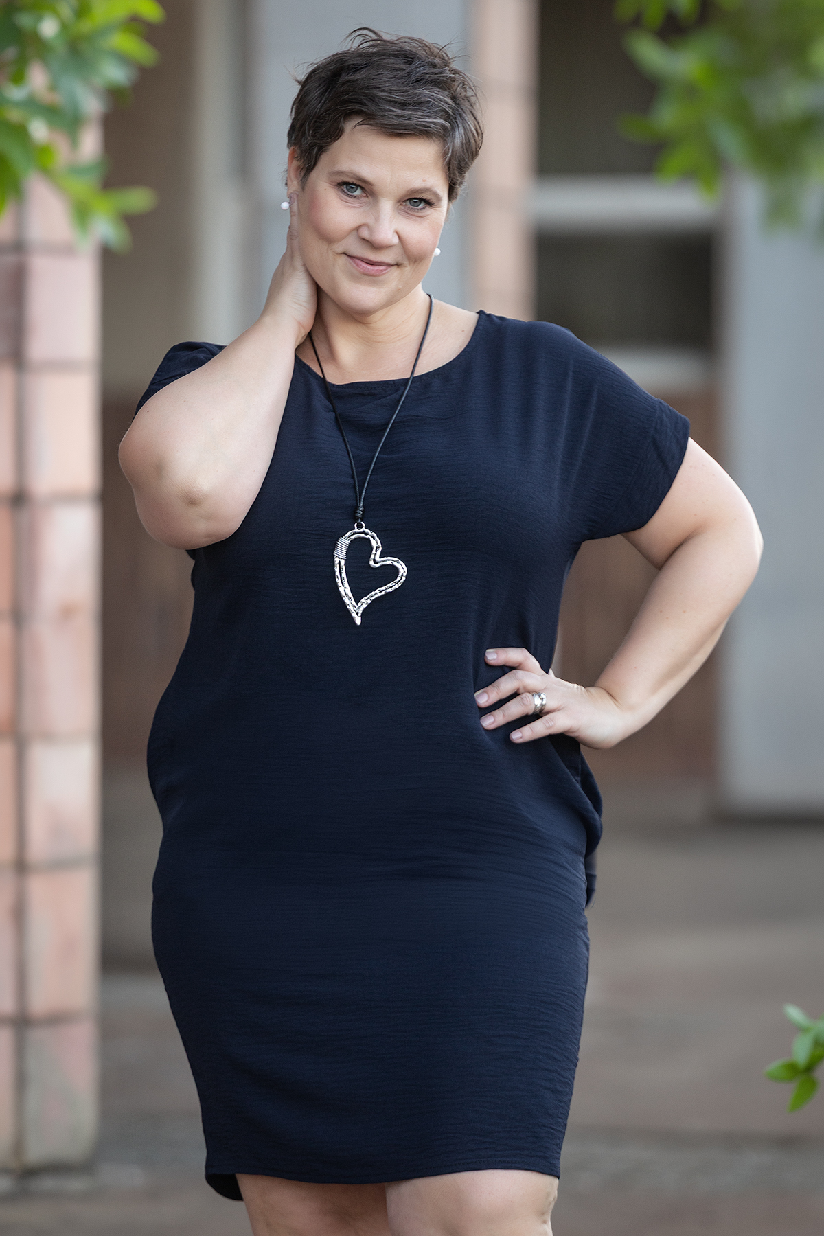 Italy fashion Letní šaty LEONA Barva: Tmavě modrá