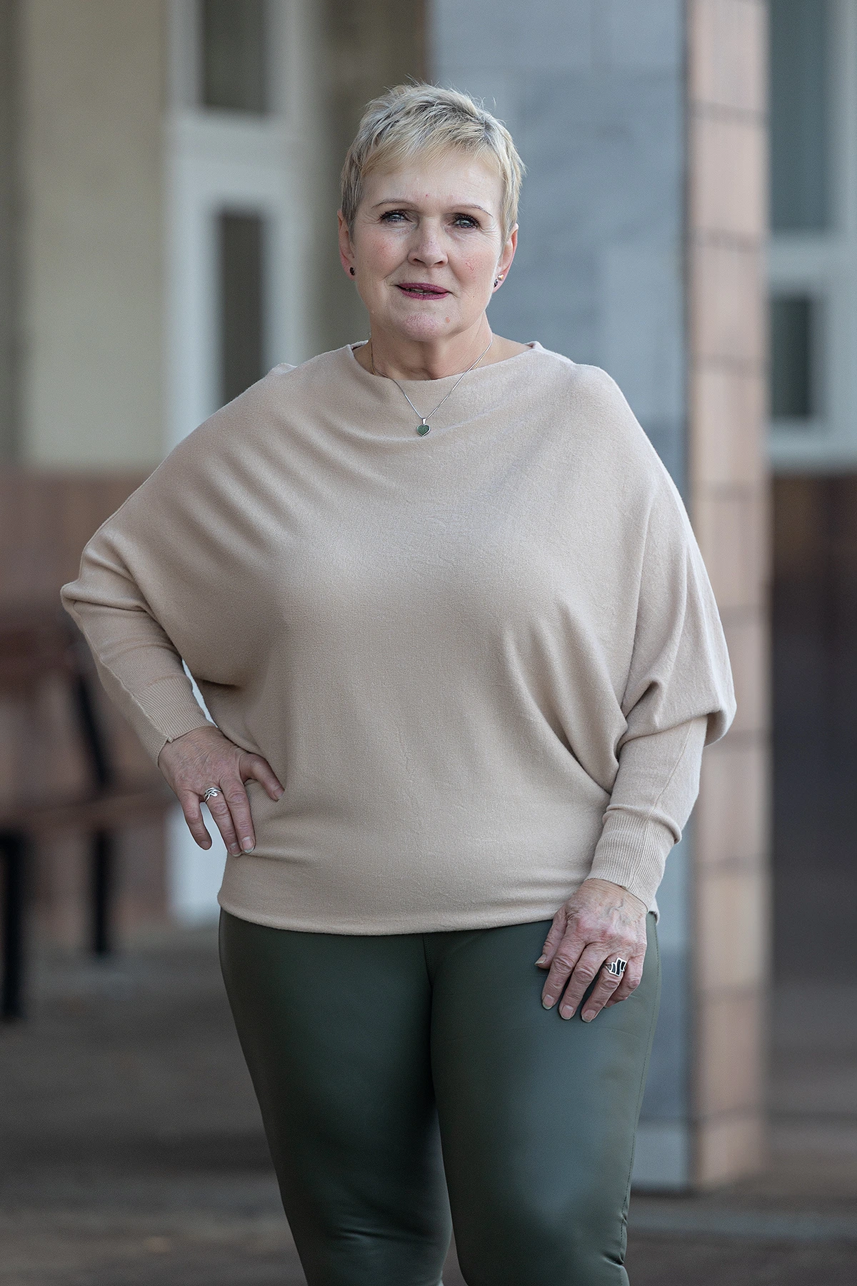 Italy fashion Úpletový svetr IRENE Barva: Oříšková