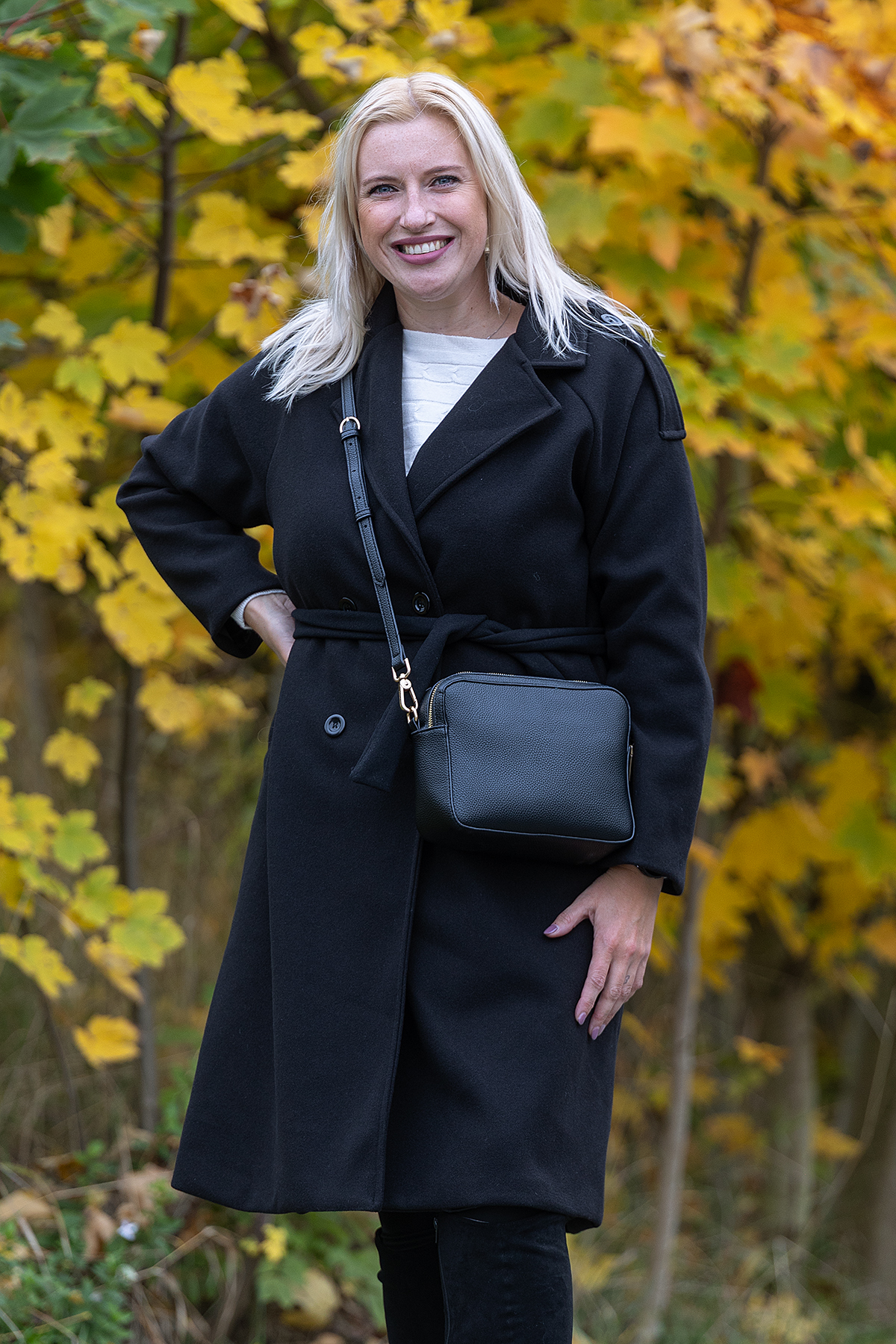 Levně Italy fashion Elegantní zimní kabát SIGMA Barva: Černá