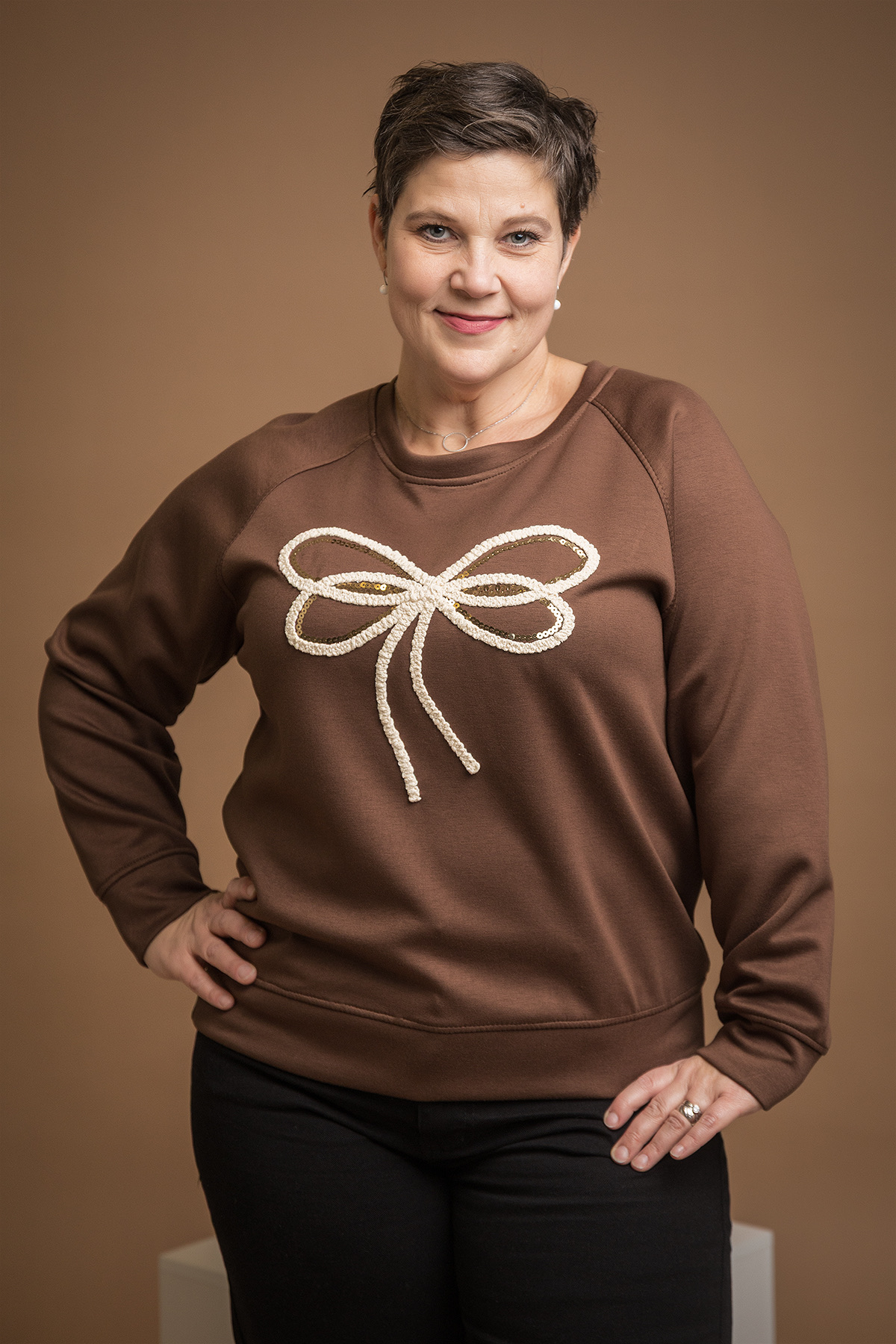 Italy fashion Elegantní mikina JAMIE Barva: čokoládová