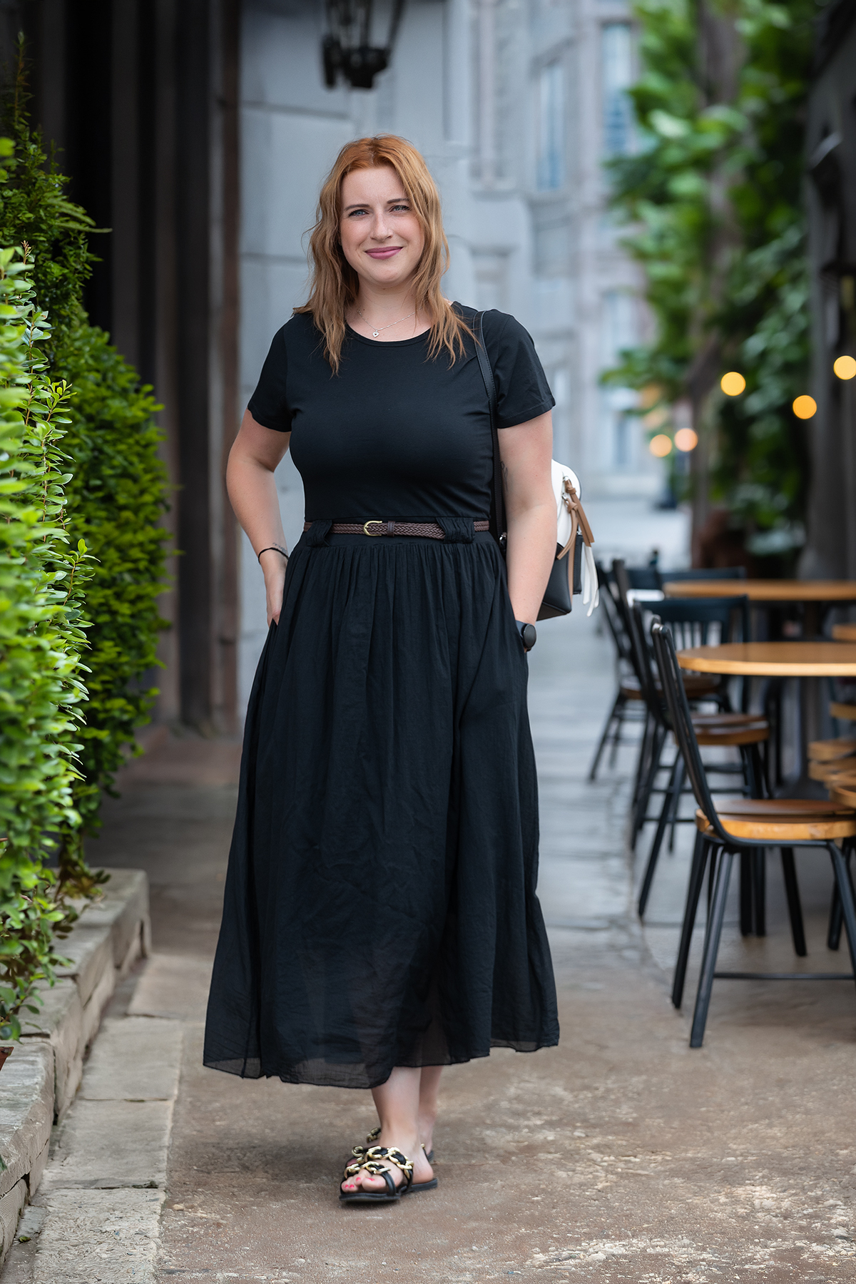 Levně Italy fashion Dlouhé šaty SYMPHONY Barva: Černá