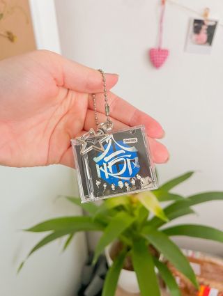 Ukázka pár custom kousků, které jste mohli vidět ve videích a které už jsou v teplu u svých majitelek. 🥰 Děkuji za...