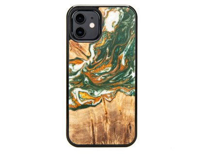 Handyhülle aus Holz mit Epoxidharz