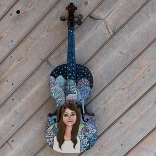 Nové housle malované ..