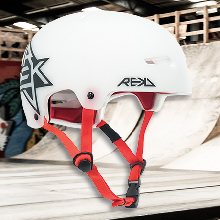 Nové designové helmy Rekd s poloprůhlednou skořepinou!