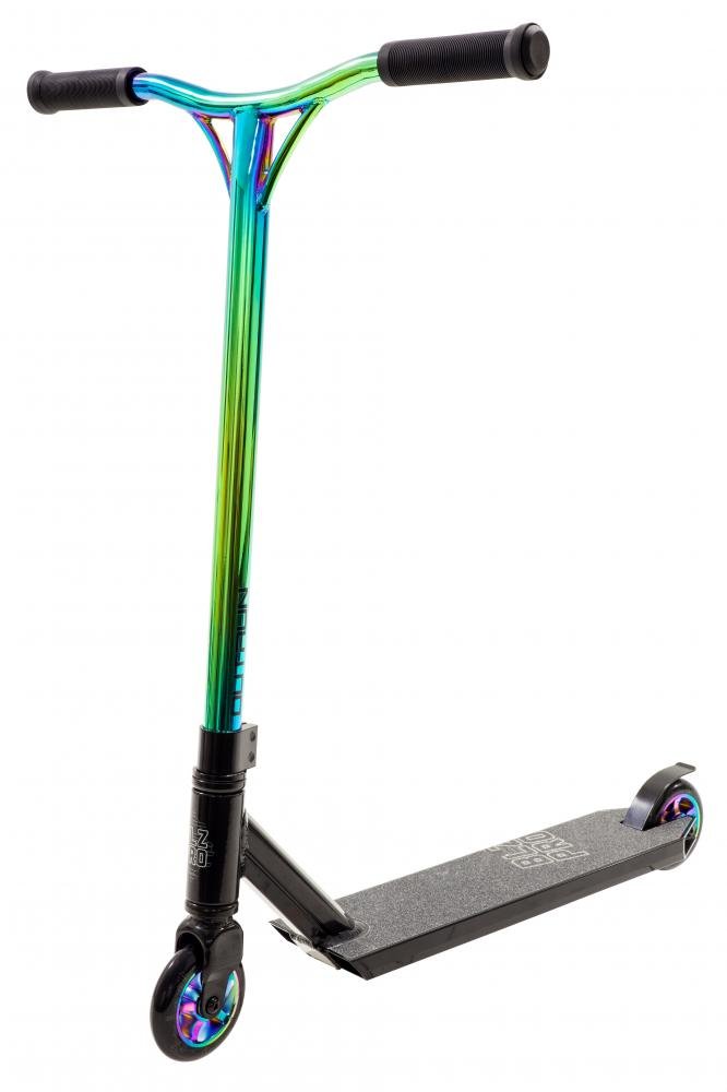 Blazer Pro - Outrun FX Neochrome - Freestyle koloběžka