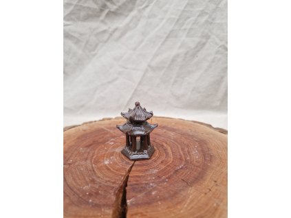 Keramická figurka k bonsajím 33x33x50mm