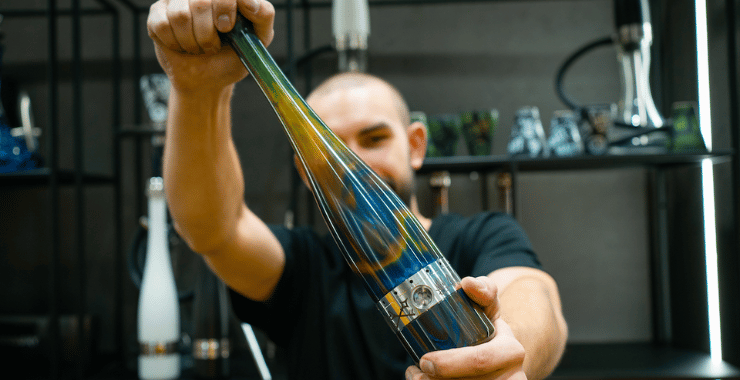 Hooligan - dýmky s emocí