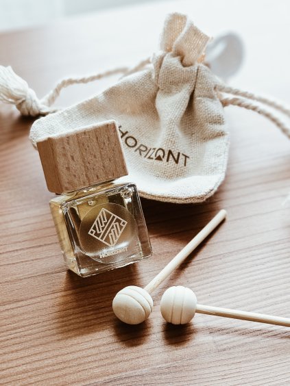 Difuzér do auta ANTIKVARIÁT (šafrán a dřevo) | 5 ml