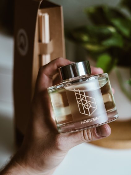 Difuzér s tyčinkami VETERÁN (kůže a kašmír) | 165 ml