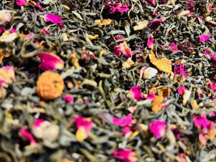 BÍLÝ ČAJ S BBENGÁLSKOU RŮŽÍ