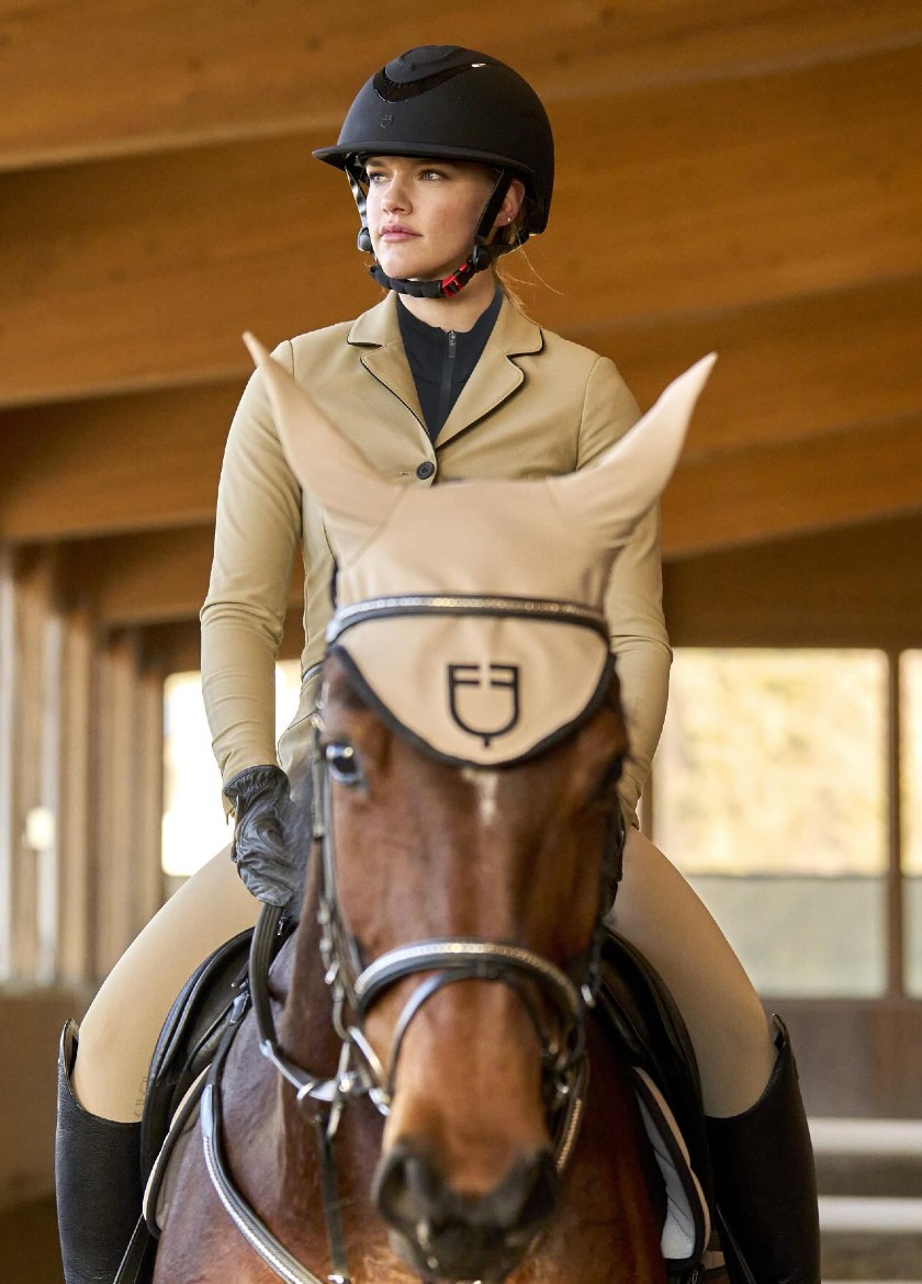 Široký výběr barev EQUESTRO