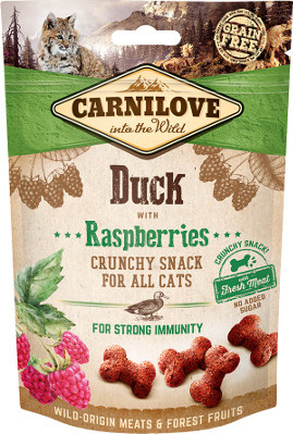 CARNILOVE Pamlsky pro kočky Crunchy Snack Duck&Raspberries Carnilove, 50 g