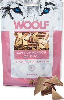 Woolf Pamlsky pro psy WOOLF, soft sandwich of duck, 100 g