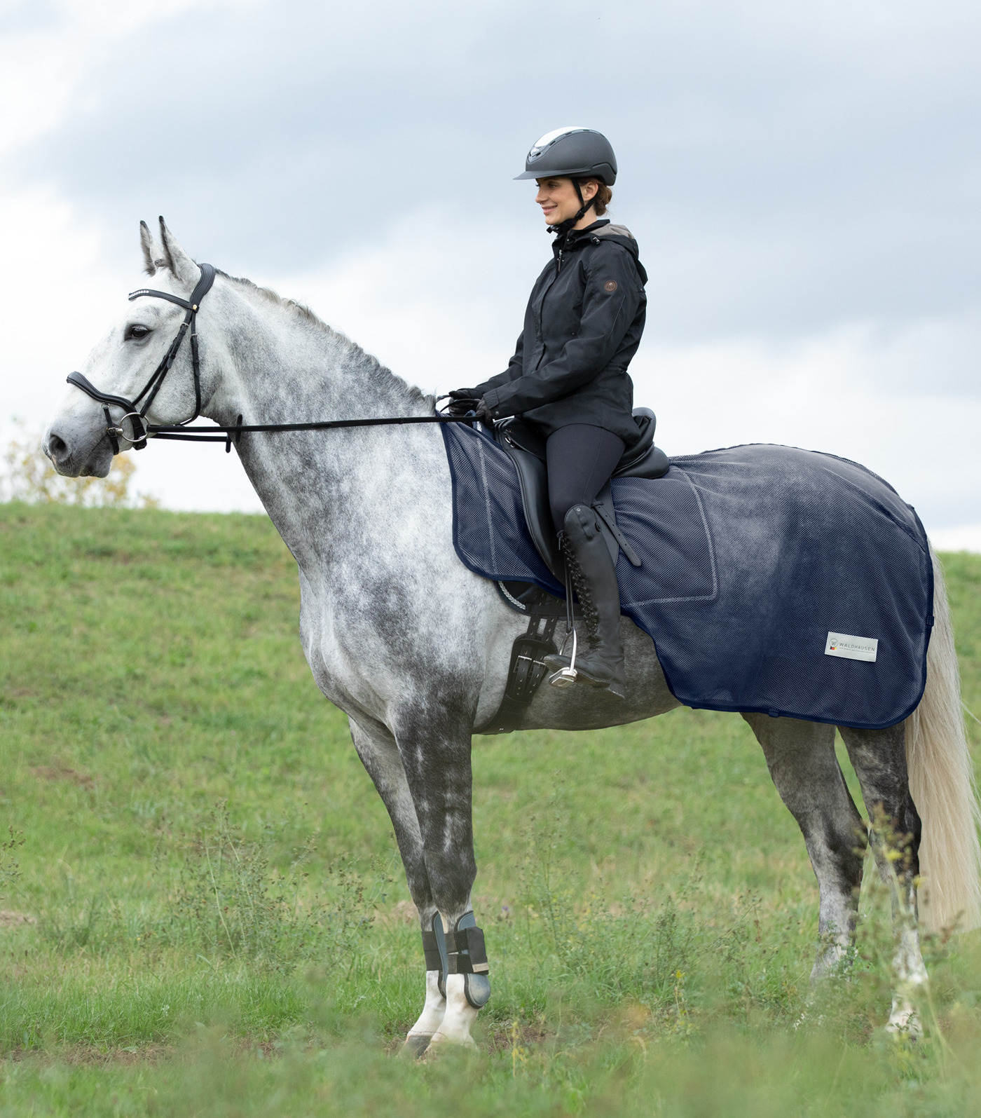 WALDHAUSEN Deka bederní Comfort Waldhausen, síťová, night blue Délka zad: 145 cm