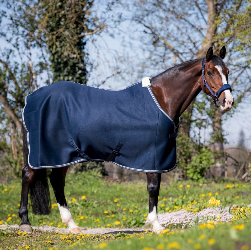 BUSSE Deka odpocovací 3D Air Effect BUSSE, navy Délka zad: 115 cm