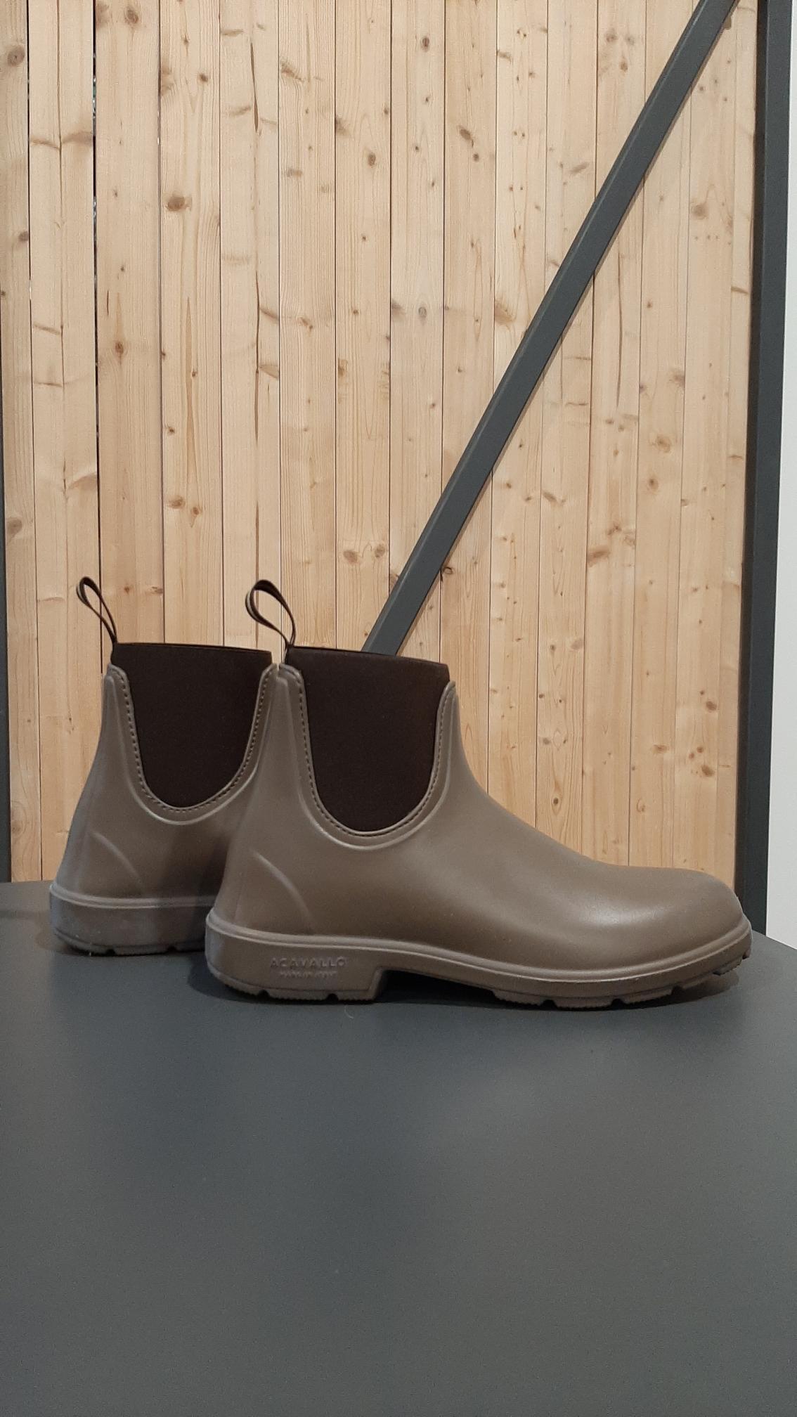 ACAVALLO Pérka jezdecká Piuma Featherlight ACAVALLO, pro dospělé, hnědá Velikost: 35