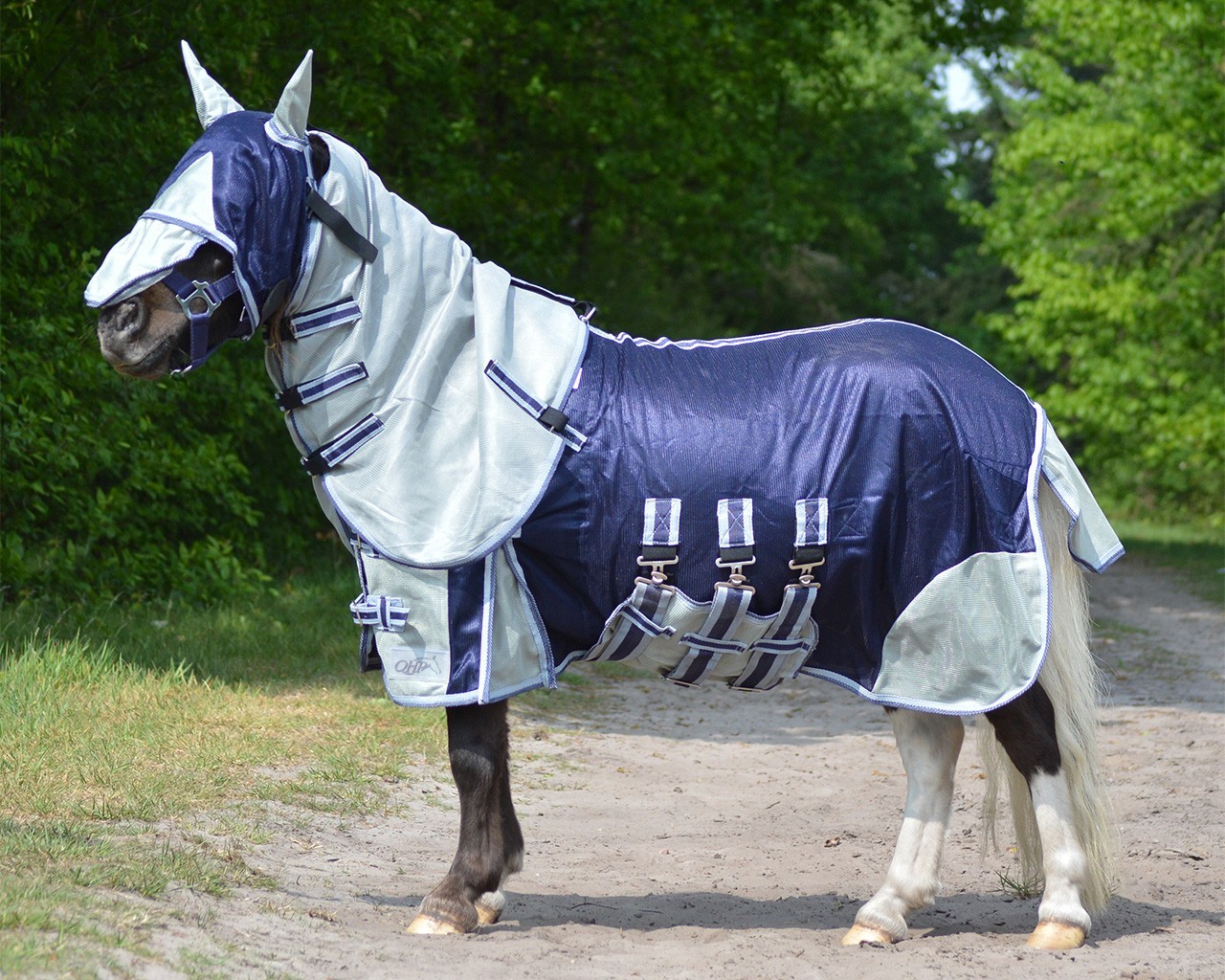QHP Deka proti hmyzu Falabella QHP, s krkem a maskou, blue Délka zad: 75 cm