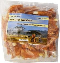 For Dogs and Cats Pochoutka Kuřecí filety na tyčce z buvolí kůže 6 cm250 g