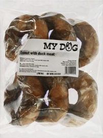 For Dogs and Cats Pochoutka Donut s kachním masem 10 cm 6 ks