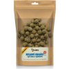 Pamlsky pro psy DINGO masové kuličky rybí maso s bylinkami, 16 mm / 150 g