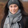 1841woollenscarftobyweb05 700x ca9987ed 3421 4284 a997 95529da7a2e8 1024x1024 2x