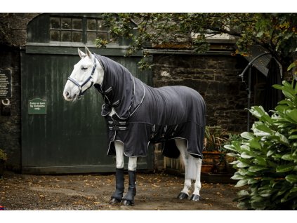 Derka Show Ready Horseware, z kapturem, black/black & silver