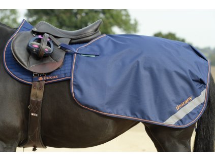 Derka treningowa Therapy Quarter Bucas, wodoodporna, navy/silver