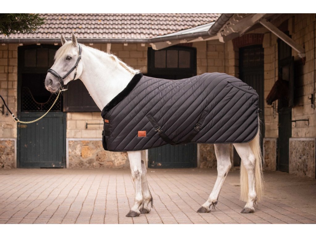 Deka stajňová Paddock, 400 g, čierna