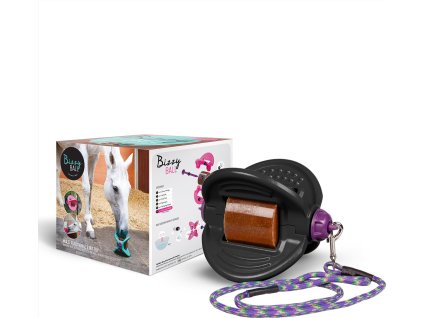 Hračka pre kone Bizzy Ball, čierna