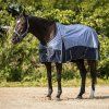 Deka výbehová QHP, s fleecom, misty blue (Dĺžka chrbta 135 cm	)
