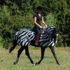 Deka jazdecká Buzz-Off Zebra Bucas, proti hmyzu, s krkom (Dĺžka chrbta 125 cm	)