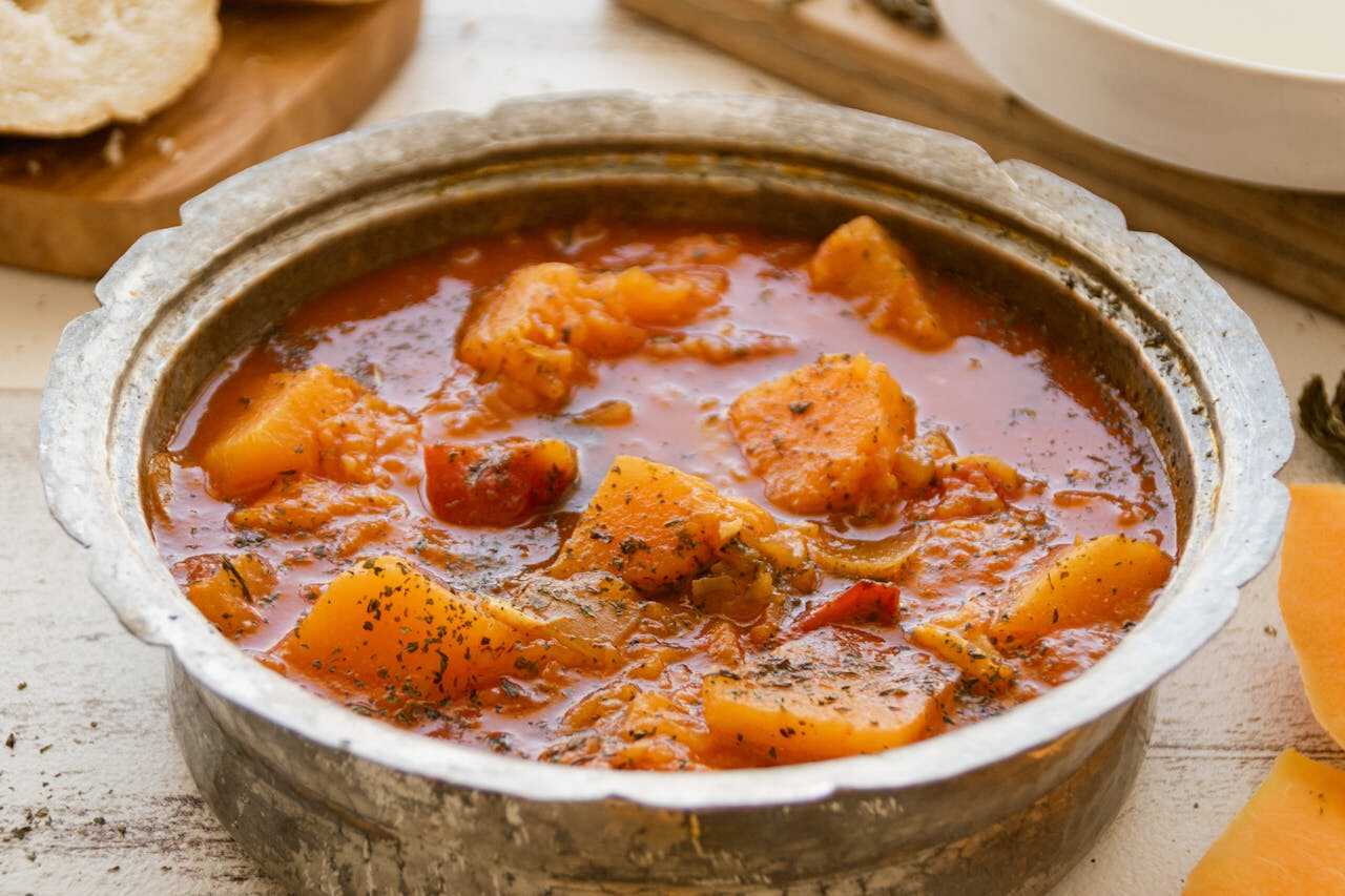 Maďarský guláš (Gulyásleves)