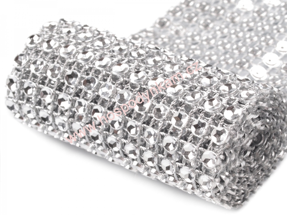 Diamantový pás stříbrný šíře 58mm (3m v balení)