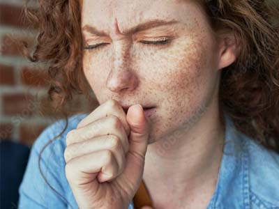 Co dělat a jak si pomoci, když nás schvátí černý kašel?