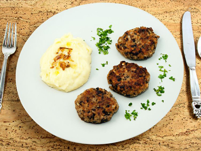 Císařovi houbové placičky s bramborovou kaší