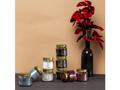 Mini vonná svíčka ve skle se zlatým víčkem - 4 druhy (Varianta Mini vonná svíčka ve skle se zlatým víčkem - 4 druhy D)