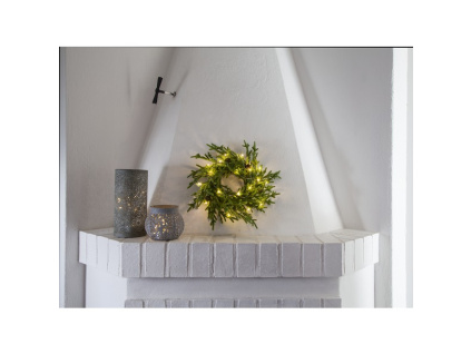 LED dekorační věneček zelený