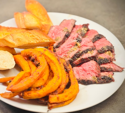 Steak s pečenou tekvicou a chimichurri