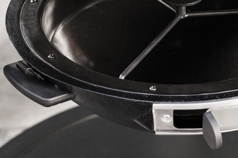 akorn-kamado-gril-na-drevene-uhlie-char-griller-popolnik-c