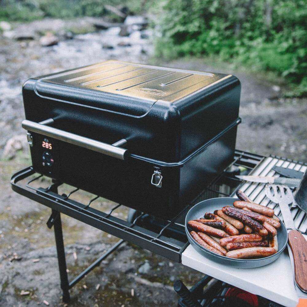 prenosny-gril-na-pelety-traeger-ranger