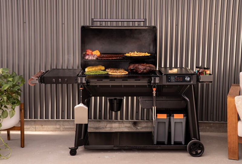 woodridge-pro-peletovy-gril-traeger-s-jedlom
